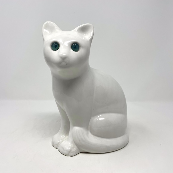 ELPA Alcobaca Ceramic Cat with Glass Green Eyes Sitting Up Made in Portugal - Picture 1 of 9